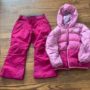 Matching coat and snow pants from the North Face.